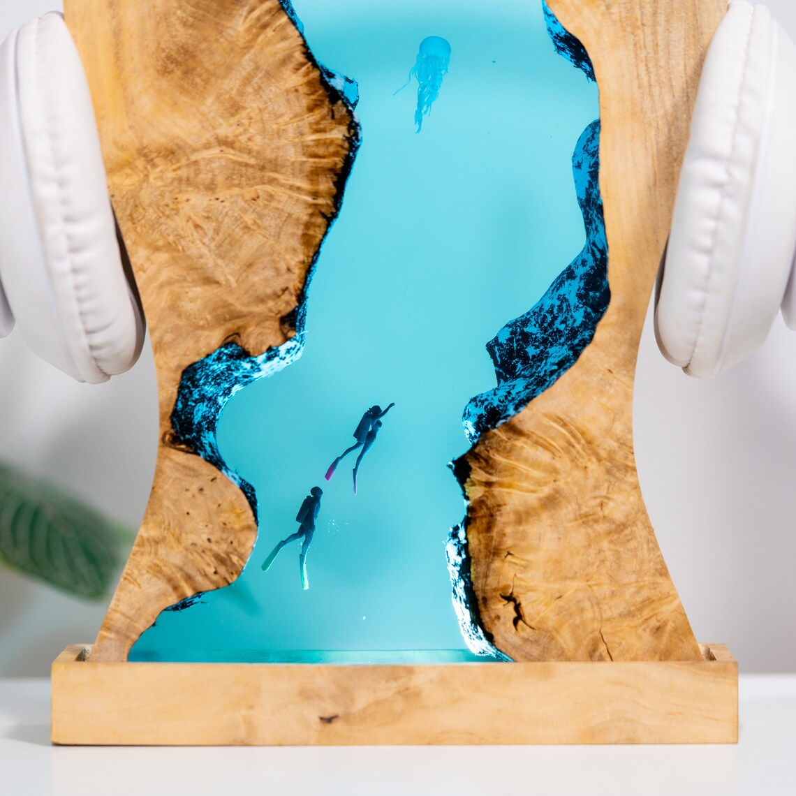 Headphone Stand Epoxy Resin Lamp