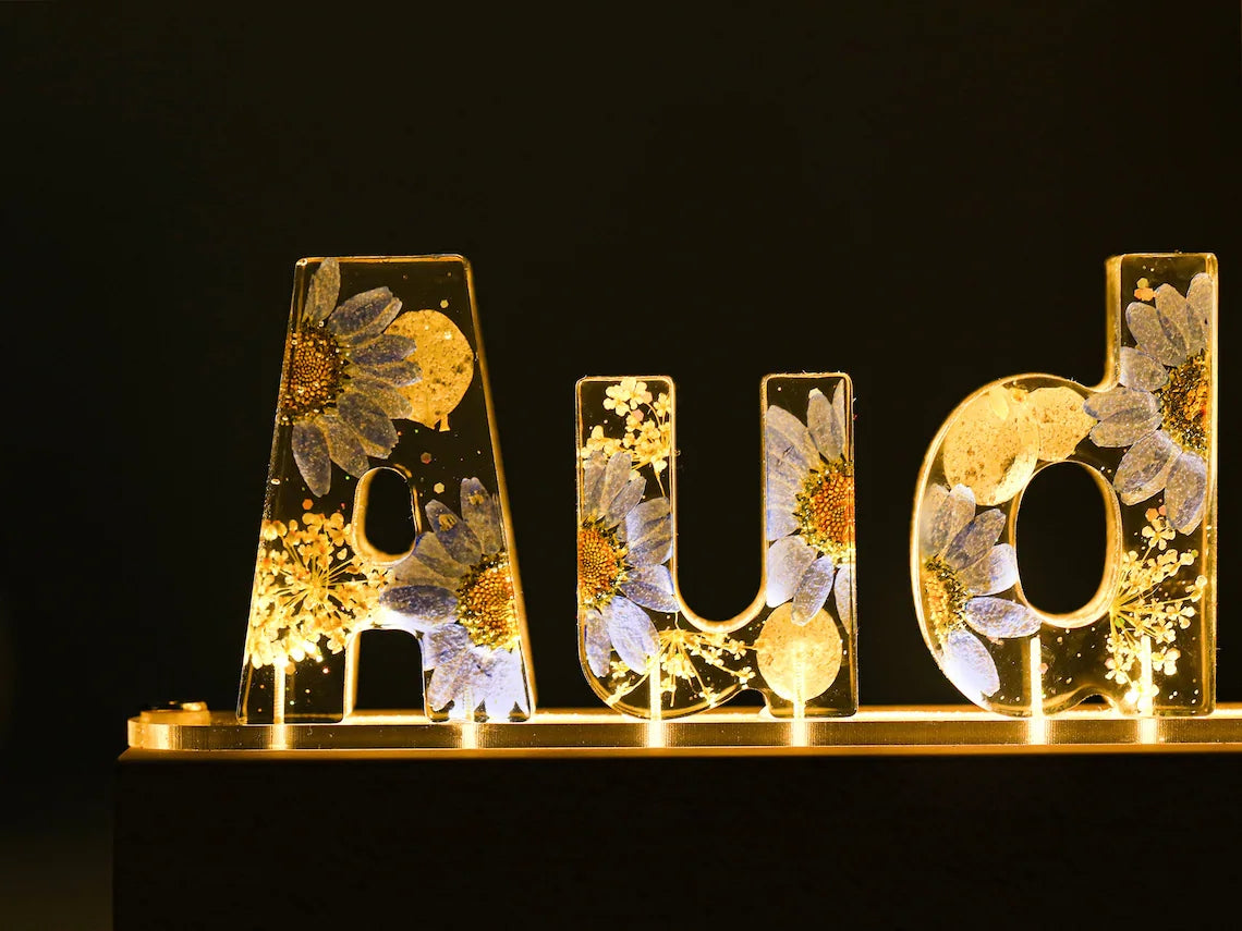 Custom Dried Flower Night Light, Personalized Letter Lamp, Custom Name Night Lamp with Dried Flower Resin