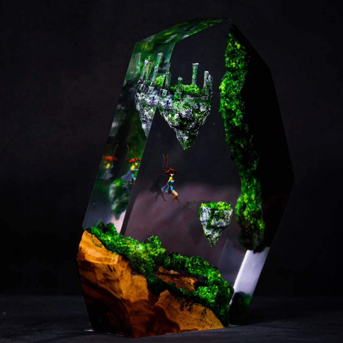 Flying island Resin Lamp